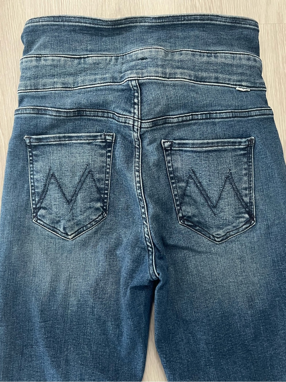MOTHER Denim Triple Stack Insider Ankle Jeans Chick Flick Size 28 - Picture 7 of 15
